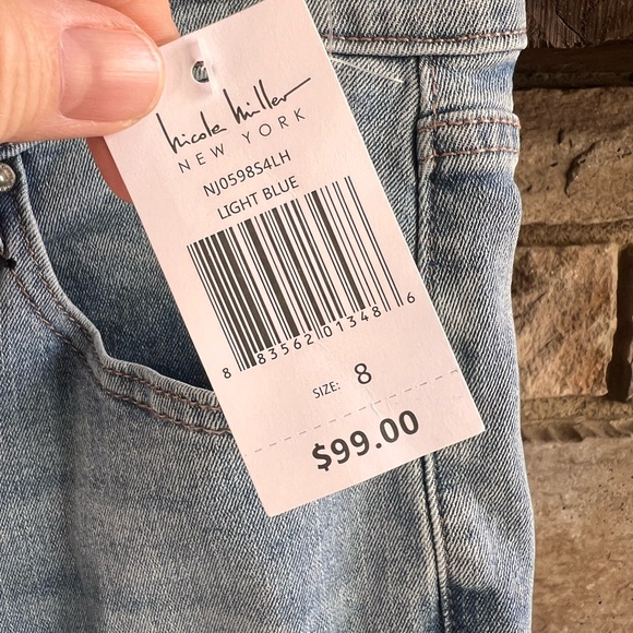 NWT SoHo High Rise Ankle Slim Light Wash Distressed Women's Jeans Size 8 - Picture 5 of 8